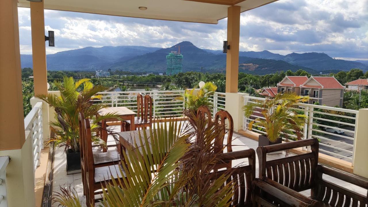Monica Guesthouse Kampot Esterno foto